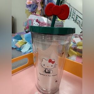 ‼️2025 Starbucks Korea‼️ Hello Kitty Clear 16 oz Tumbler Cup with Red Bow